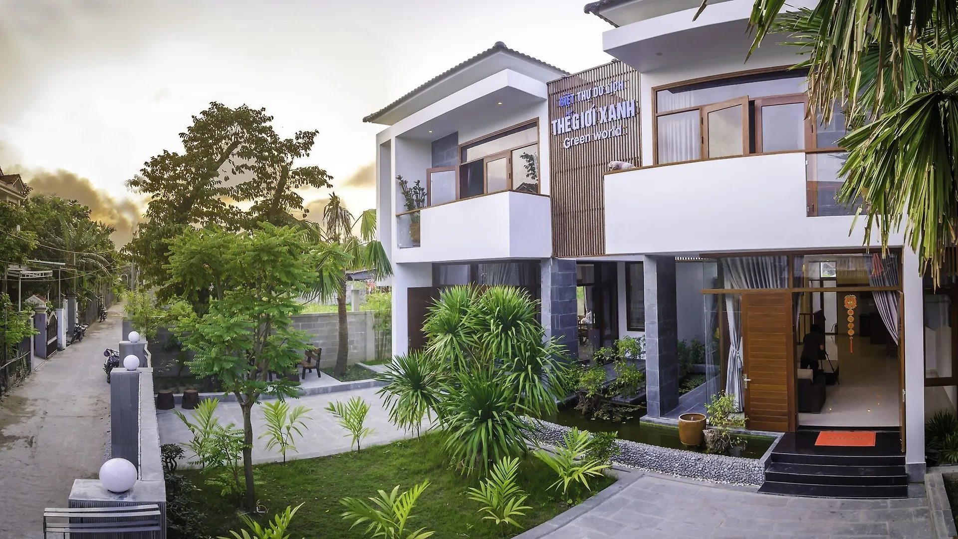 Green World Hoi An Villa 3*,  Wietnam